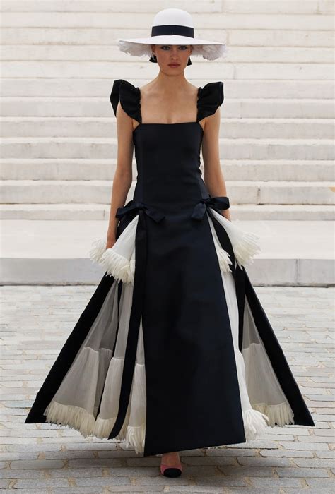 chanel propriétaire|la lignée haute couture chanel.